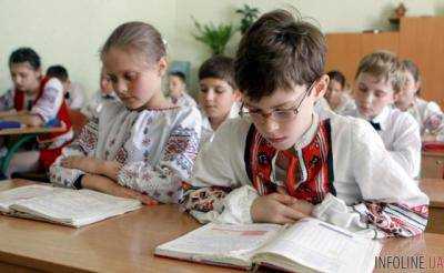В украинской школе разгорелся скандал из-за прививки от кори: «директор не пускает ребенка за порог»