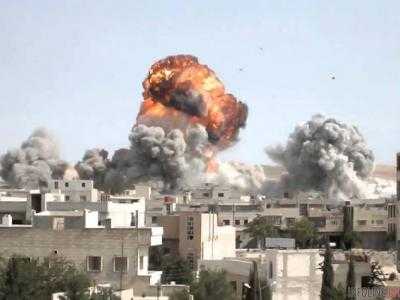 Авиаудар международной коалиции привел к гибели трех мирных жителей на востоке Сирии