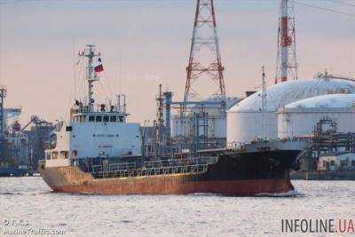Российский танкер неоднократно поставлял топливо на судно КНДР в обход санкций