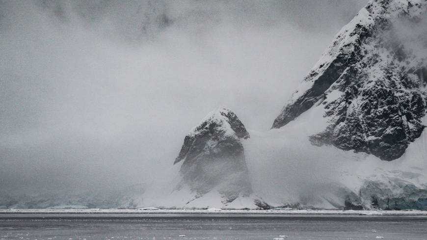 Антарктида тает не из-за глобального потепления: выдвинута новая теория
