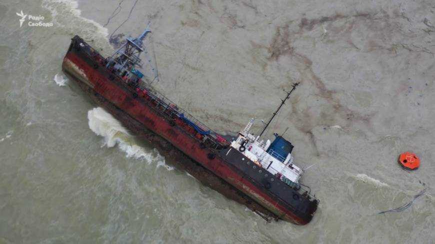 Появились скандальные детали по затонувшему танкеру в Одессе