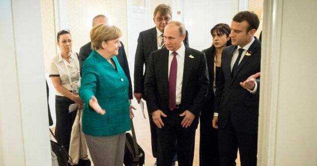Всплыли важные подробности тайных переговоров Путина с Меркель и Макроном