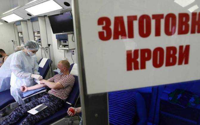 В Беларуси коронавирус решили лечить с помощью донорской плазмы