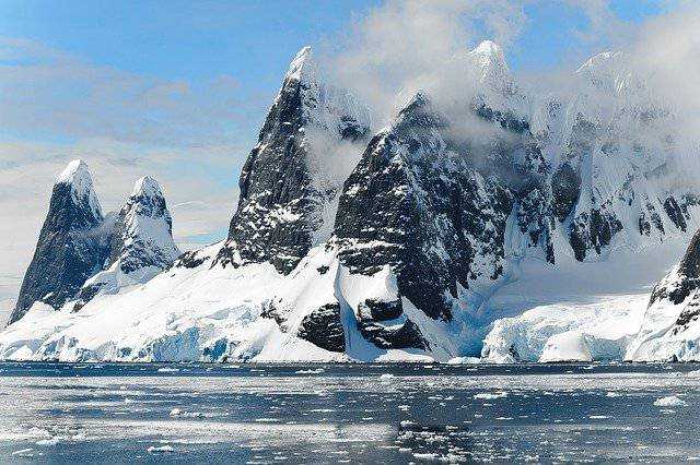 Антарктиду трясет: за 3 месяца более 50 тысяч землетрясений