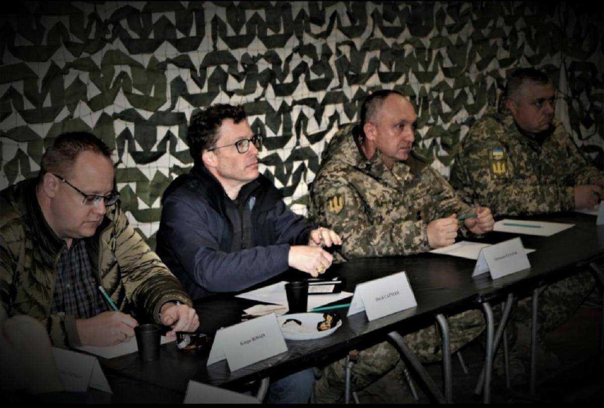 Представники НАТО відвідали командний пункт ООС на Донбасі