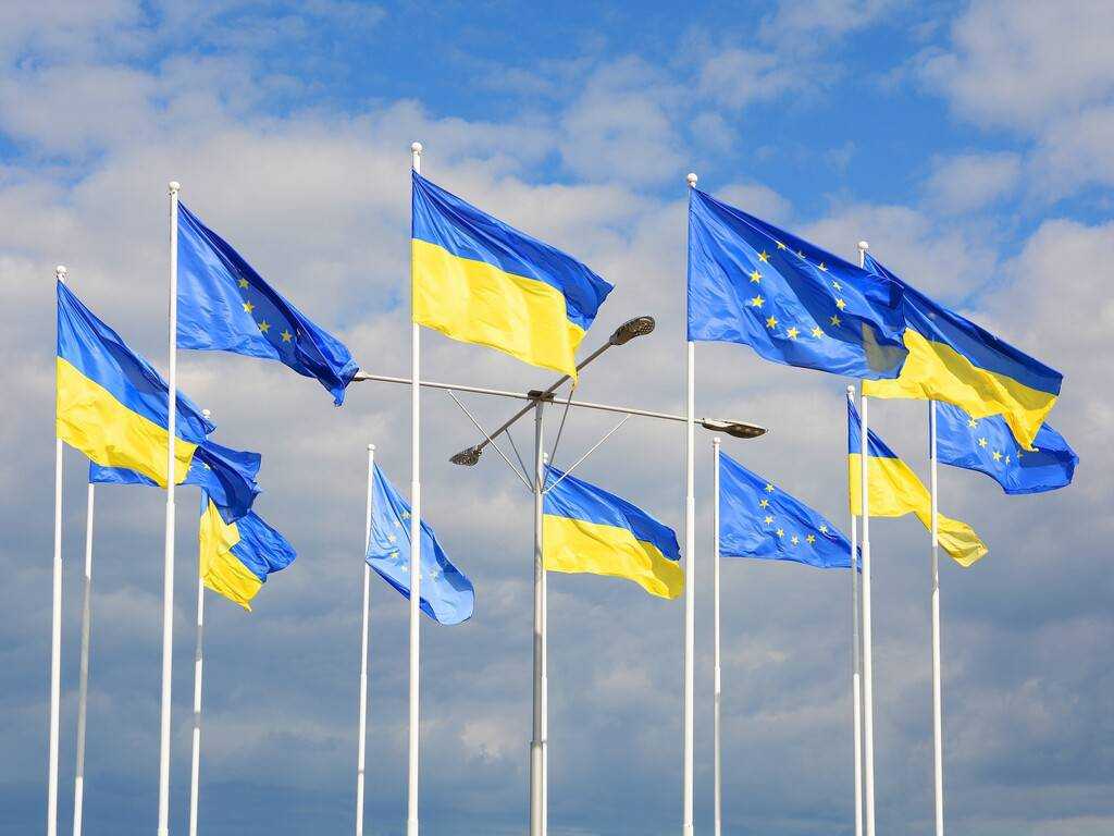 ЄС має намір запропонувати Україні допомогу у розмірі до 18 мільярдів євро