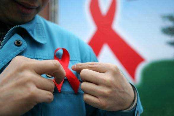 Від СНІДу в Україні у січні померли 158 людей