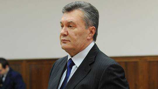 Адвокат сообщил: Янукович планирует вернуться в Украину