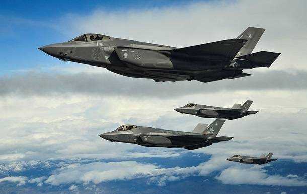 Истребители США F-35 непригодны для войны