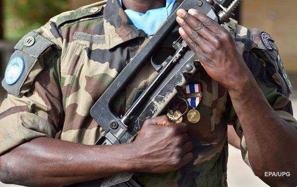 Французские военные погибли при освобождении заложников в Африке