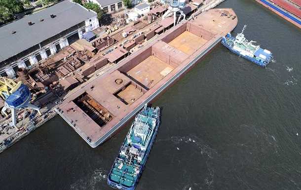 В Украине спустили на воду самое большое судно за 25 лет