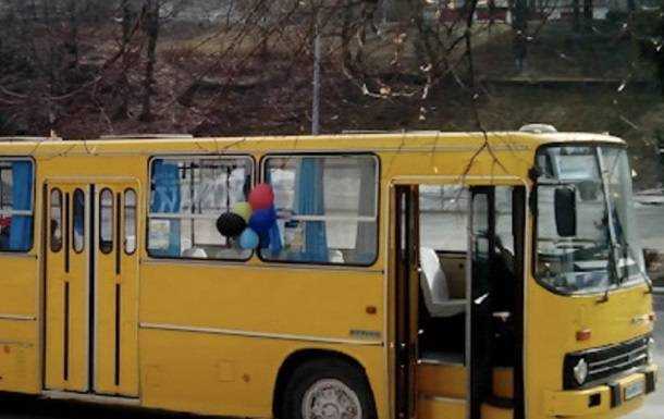 В Киеве похитили раритетный автобус