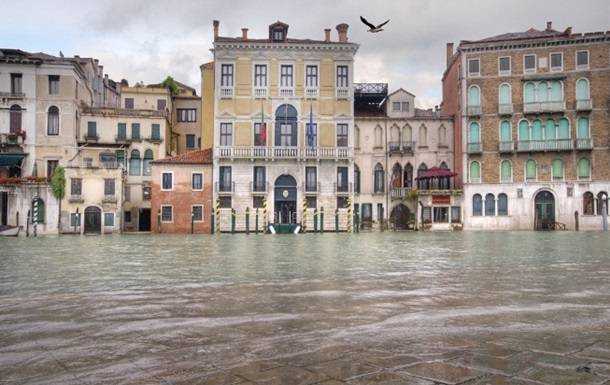 Мэр Венеции хочет занести город в "черный список" ЮНЕСКО