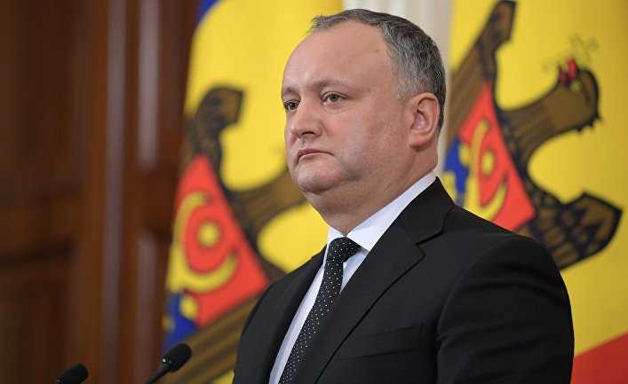 Президент Молдовы Игорь Додон заявил, что договорился о встрече с новым президентом Украины