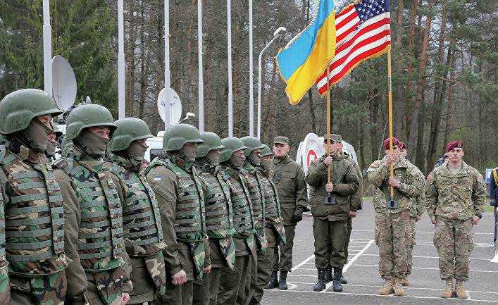 НАТО призовет украинцев на службу в армию