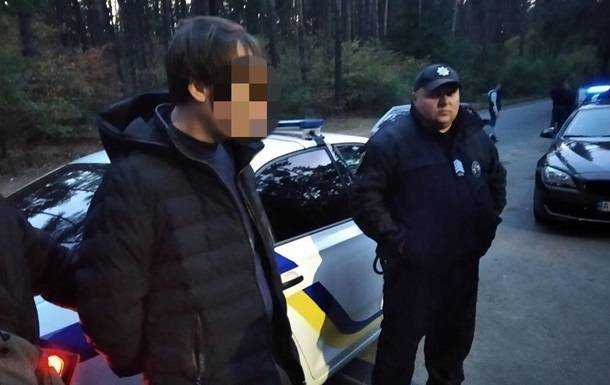 Под Киевом мужчина похитил бывшую девушку и повез в поле "поговорить"