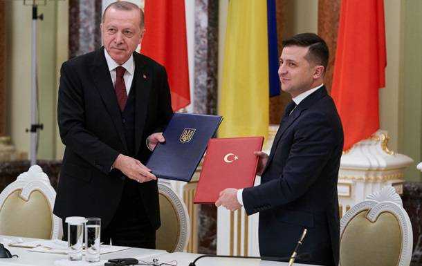 Зеленский призвал Турцию инвестировать в Украину