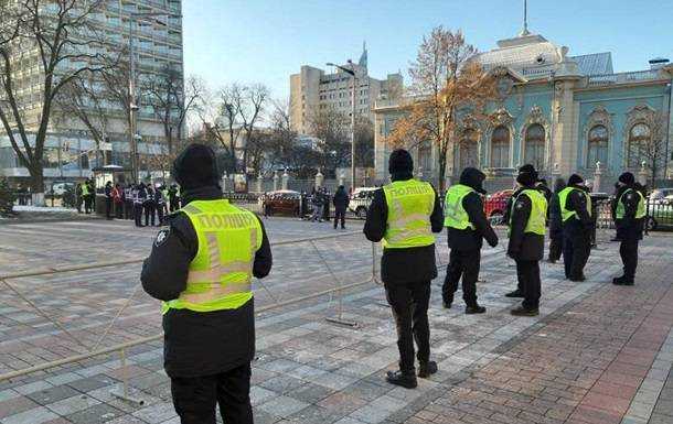 В Киеве полиция усилила меры безопасности в центре