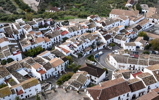 Небольшой испанский город обезопасил себя от коронавируса