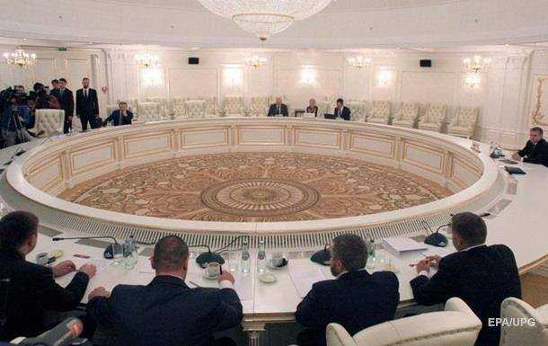 Зеленский утвердил состав переговорщиков в Минске