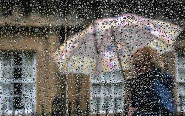Погода на неделю: украинцев ждут дожди с грозами