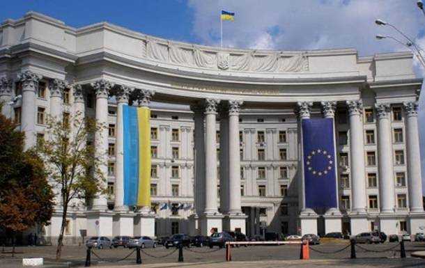 Украина впервые отзывает посла из Беларуси