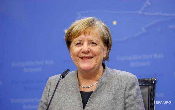 Меркель высказала поддержку протестующим белорусам