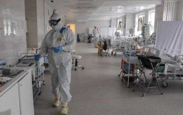 Врачи увольняются, а больные с COVID-19 лежат в холодных палатах: жуткие условия в больницах Запорожья