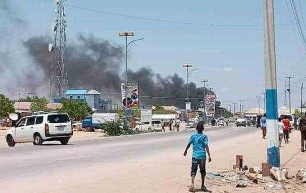 В Сомали при взрыве террориста-смертника погибли высшие военные чиновники