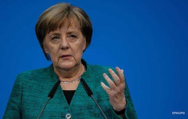 Меркель заявила, что самые тяжелые месяцы пандемии еще впереди