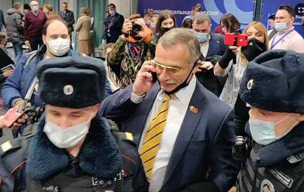 У Москві поліція затримала півтори сотні муніципальних депутатів