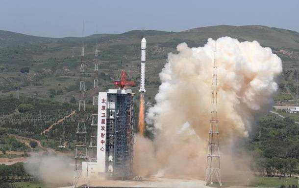Китай вивів на орбіту п'ять супутників
