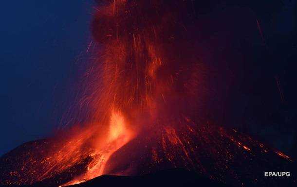 На Сицилії сталося нове виверження вулкана Етна