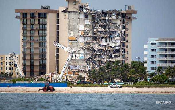 Операція з пошуку загиблих через обвалення будинку в Маямі завершена