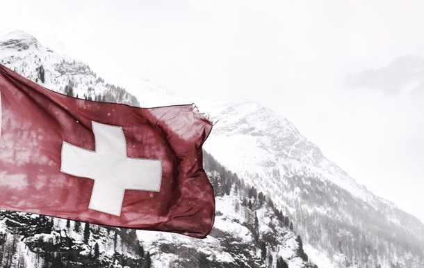 Швейцарія посилила вимоги до тих, хто в'їжджає в країну