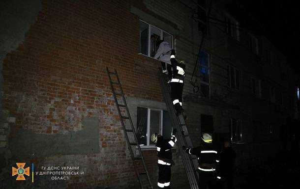 На Дніпропетровщині горіла багатоповерхівка, врятовані дев'ять людей
