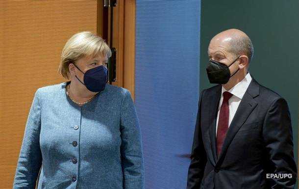 Меркель на саміті G20 представить Шольца своїм наступником