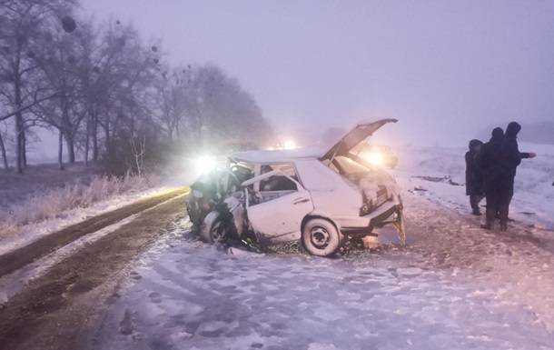 На Сумщині в аварії з двома легковими авто загинула людина