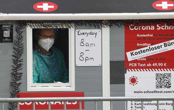 У Німеччині другий день поспіль рекорд нових заражень коронавірусом