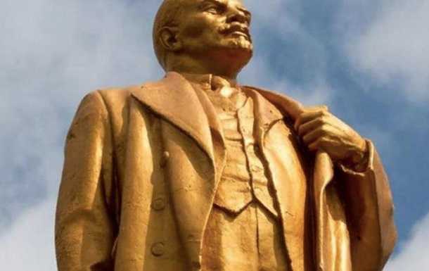 На Чернігівщині пам'ятник Леніну продали за понад 700 тисяч