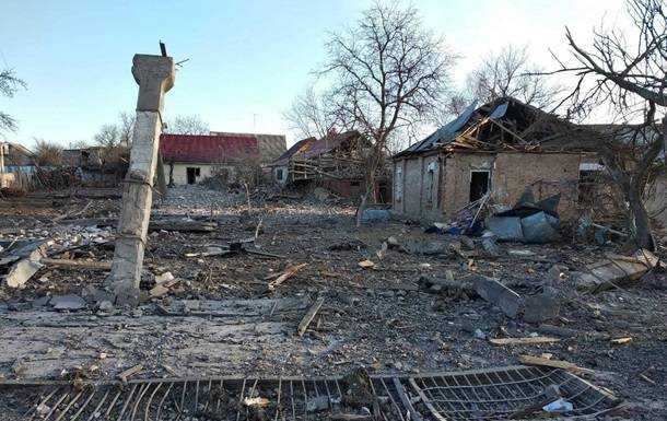 Військові РФ завдали авіаудару по селищу на Київщині