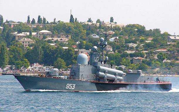 ВМС розповіли про "підступну тактику" Росії в морі