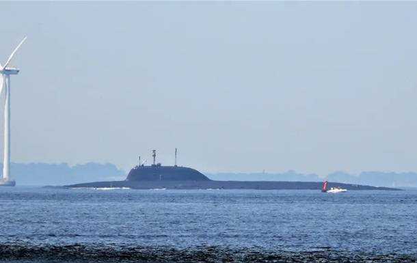 Біля берегів Італії бачили атомний підводний човен РФ