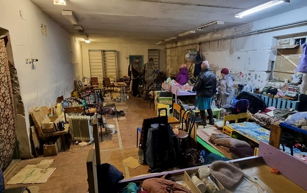 Жители Ягодного, которых оккупанты держали в подвале, получат по 100 000 грн