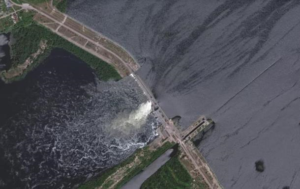 Уровень Каховского водохранилища снизился еще на метр