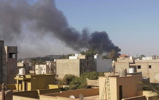 В Триполи вооруженные группировки устроили бои