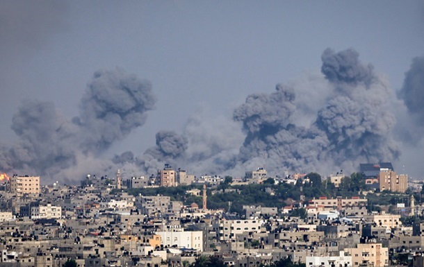 Израильские танки оцепили больницу в Газе: медики просят об эвакуации