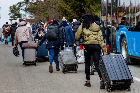 Всемирный день беженцев: сколько людей покинули Украину с начала полномасштабного вторжения рф?