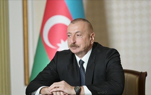 В Азербайджане проведут внеочередные выборы президента