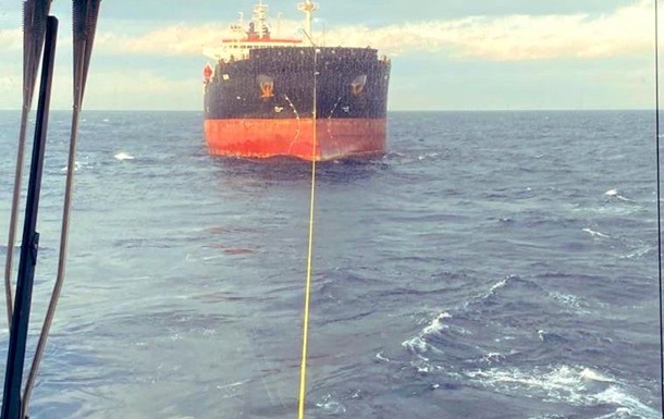 У берегов Турции сломался танкер, направлявшийся в РФ